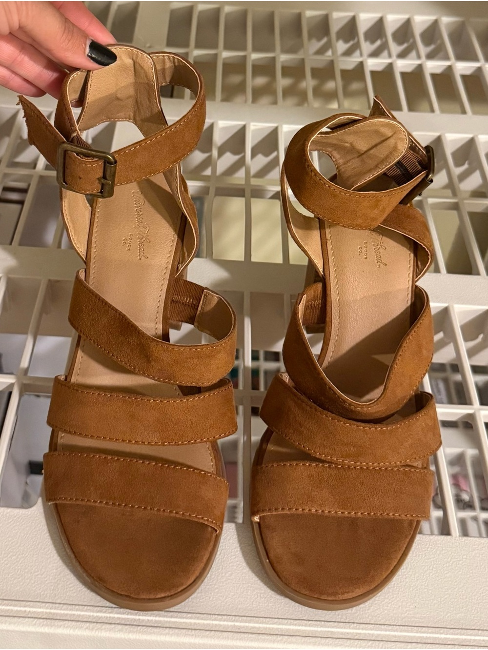 Universal Thread brown Suede Strappy Ankle-Wrap Sandals (6)